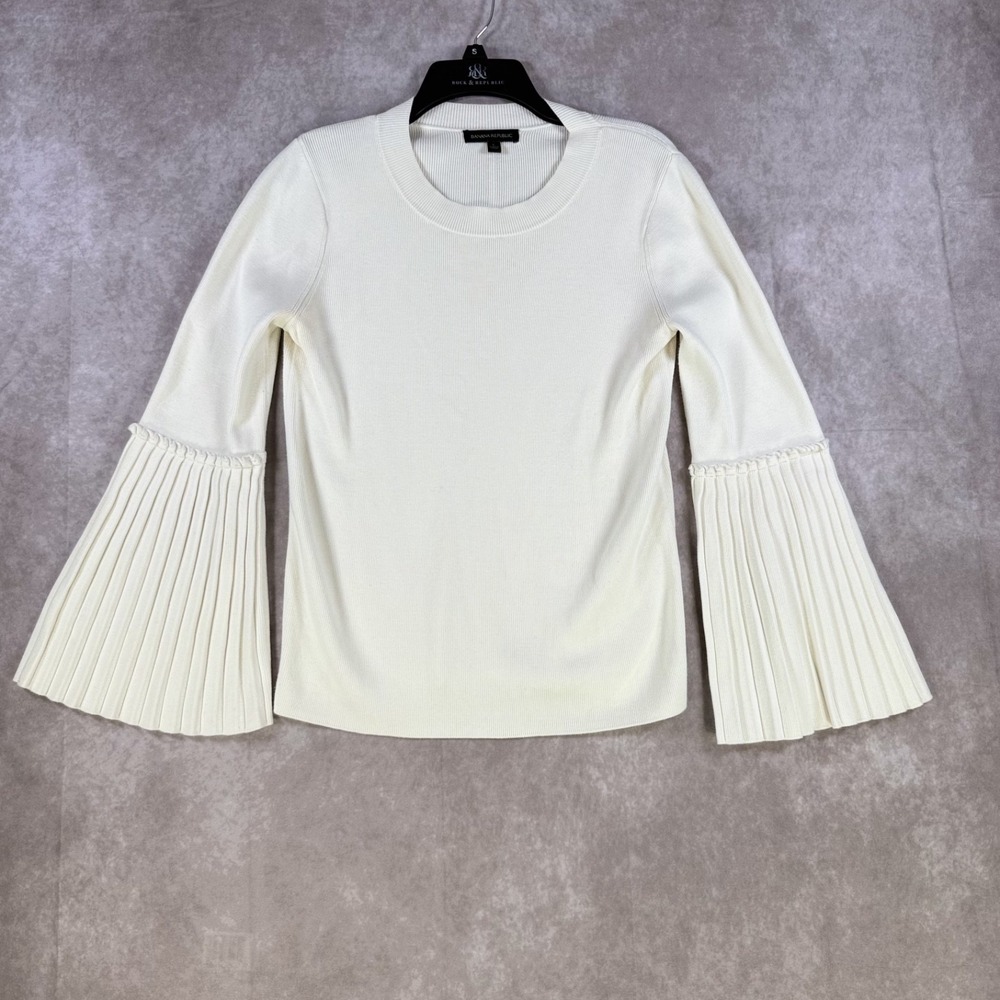 Banana Republic Sweater Women Large White Pullover Fluted Pleat Sleeves Boho